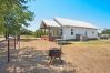 Country house in Weatherford - The Trailway House- Equestrian Friendly 