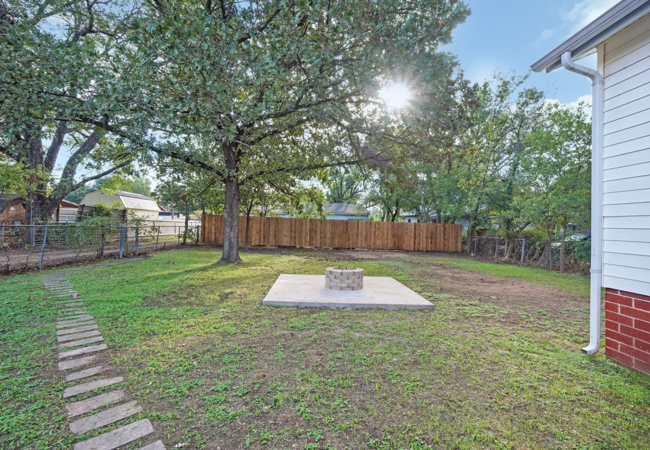 House in Mineral Wells - Forehand Cottage Mineral Wells