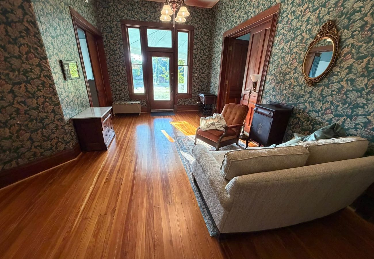 House in Mineral Wells - Soak Blue Haven 